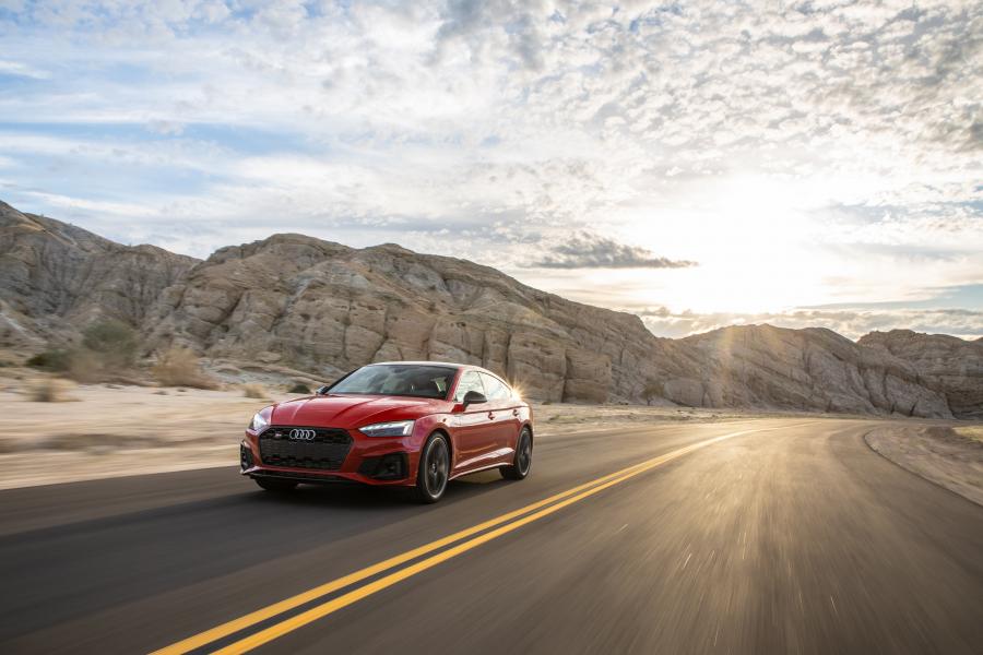  Audi S5 Sportback TFSI 2020 года  (NA) (фото 17 из 38)